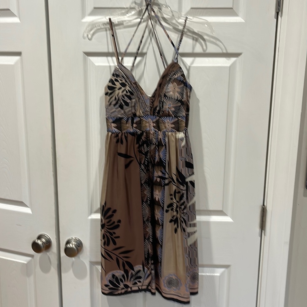 Strappy top, comfortable fit, lined